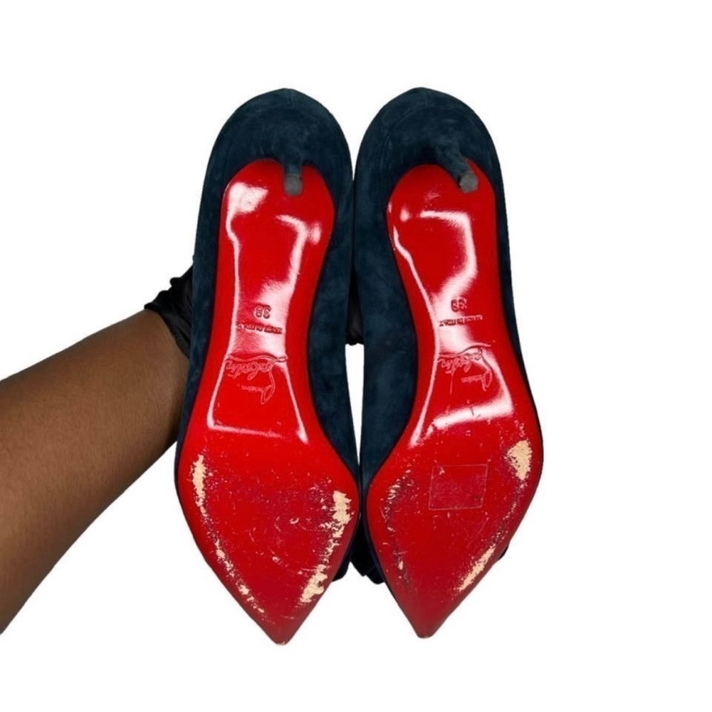 CHRISTIAN LOUBOUTIN • SUEDE FLOWER POINTED TOE HEELS W/ DUST BAG